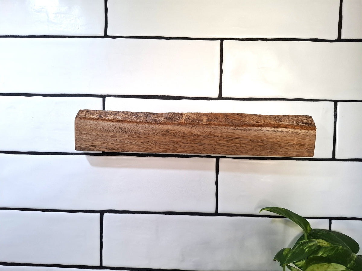 Handmade Wooden Magnetic Knife Holder: Wall-Mounted Kitchen Storage